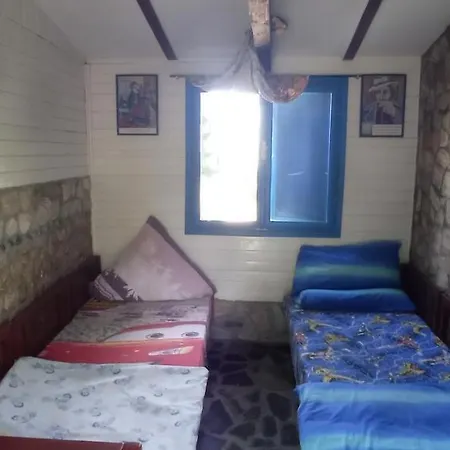 Guest house La Actoru' *